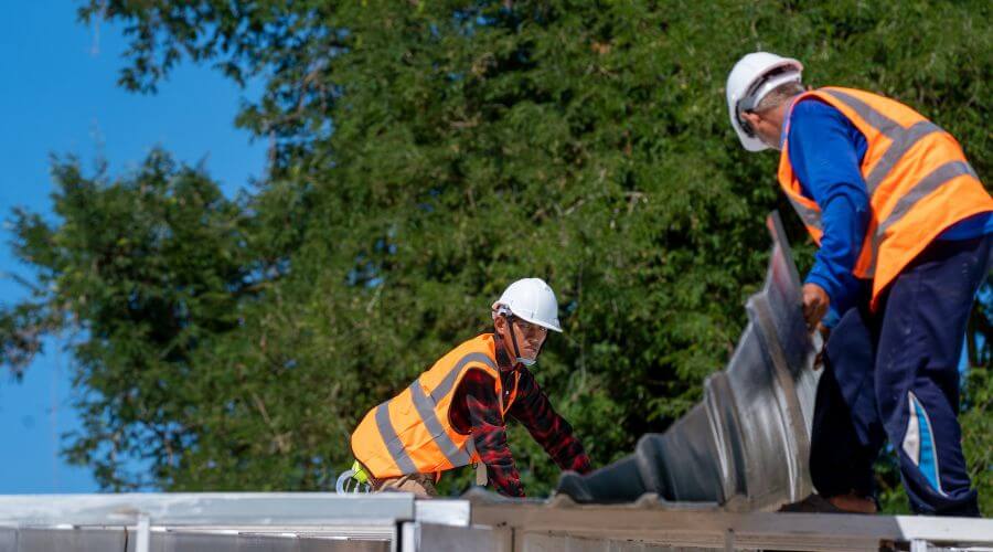 Professional new roof installation services in Haubstadt, IN